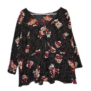 ✨Torrid Women’s Plus Floral Tunic Top - size 4✨
